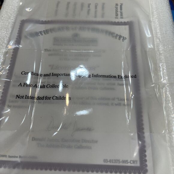 Fairy Figurine Goth Fantasy Ashton Drake Licorice Laces  Jasmine Becket Griffith - Picture 6 of 6